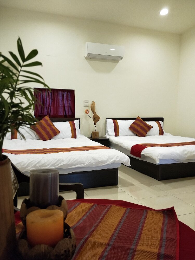 Cikasuan Camping Bed And Breakfast