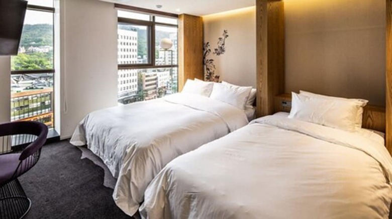 Stayrak Hotel
