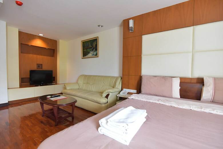 Hotel Eight Ville Apartment
