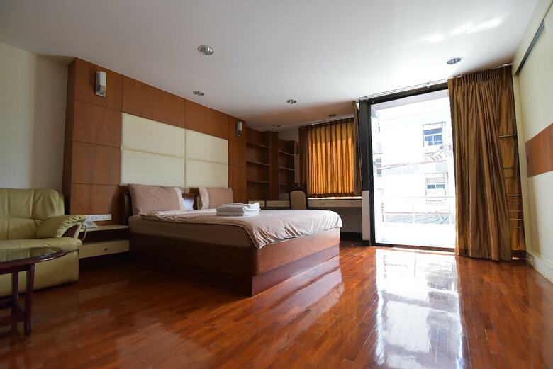 Hotel Eight Ville Apartment
