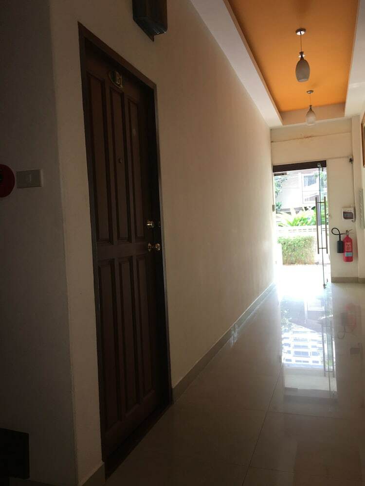 Hotel Eight Ville Apartment