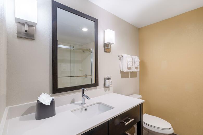 Hotel Sleep Inn & Suites