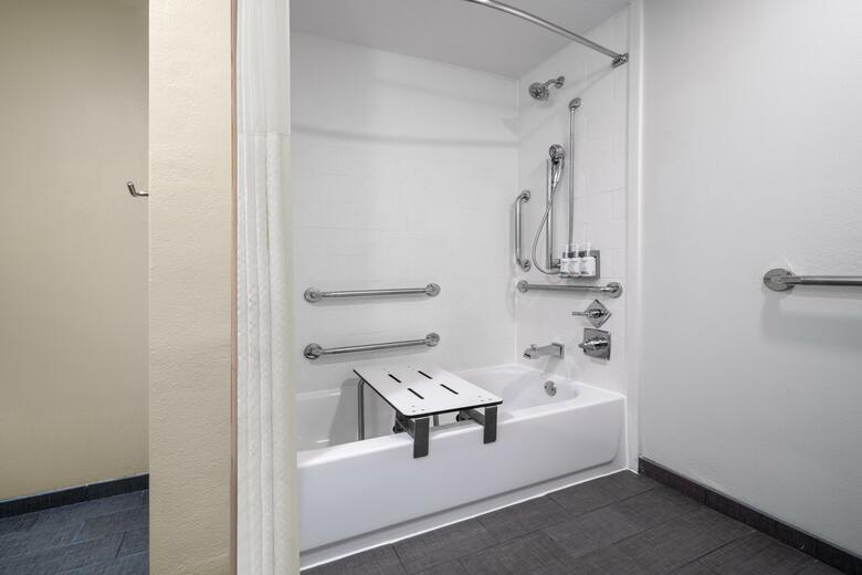 Hotel Sleep Inn & Suites