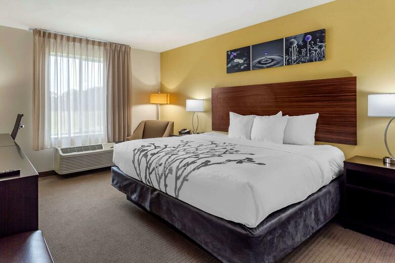Hotel Sleep Inn & Suites