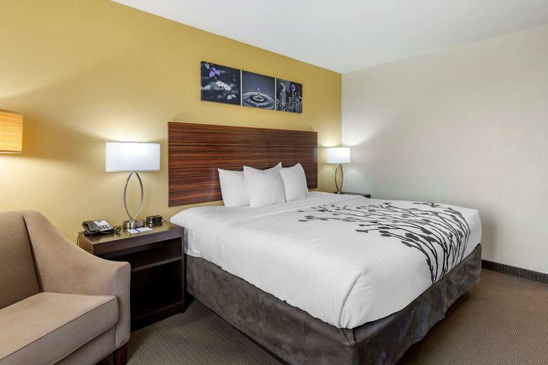 Hotel Sleep Inn & Suites