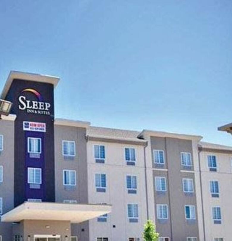 Hotel Sleep Inn & Suites