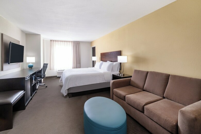 Hotel Sleep Inn & Suites