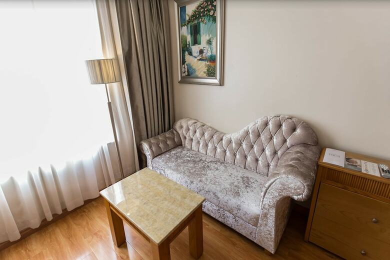 Silverland Central Hotel