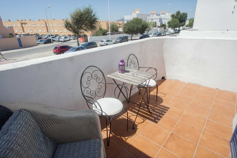 Apartamentos Beach House With Balcony And Beach View