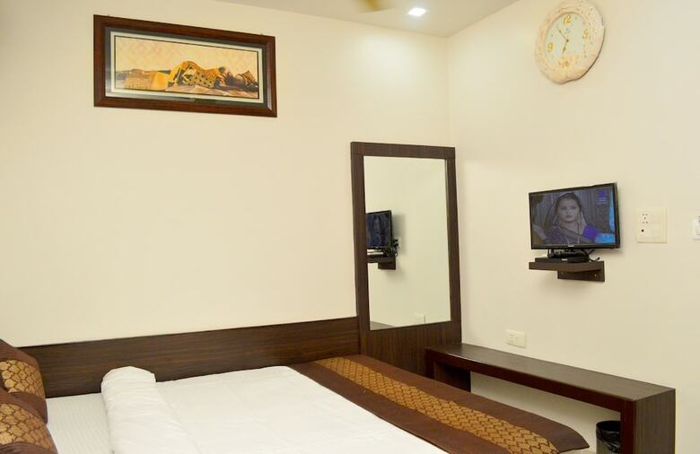 Hotel Abhinandan Inn Jaipur