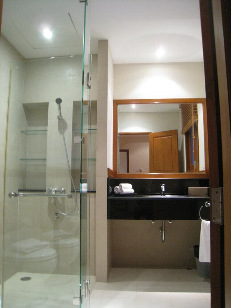 Baan Suksabai Villa By Pips