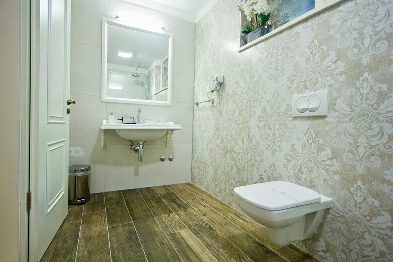 Hotel Plaza Marchi Old Town