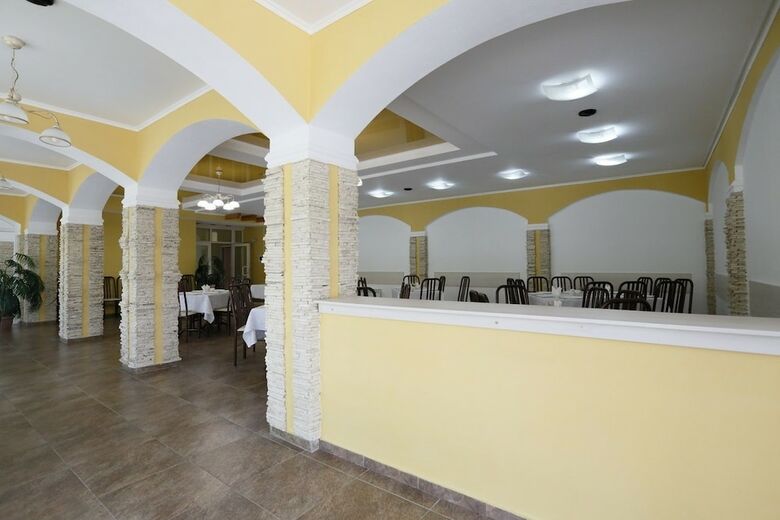 Hotel Aurora Plus