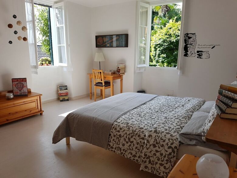 Bed & Breakfast Holy Lake