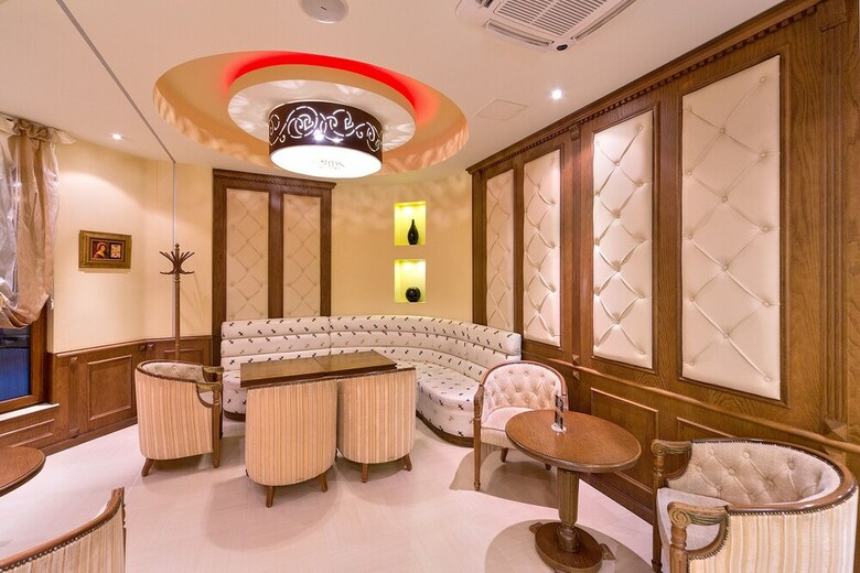 Club Central Hotel
