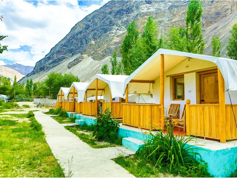 Shangri La Camp