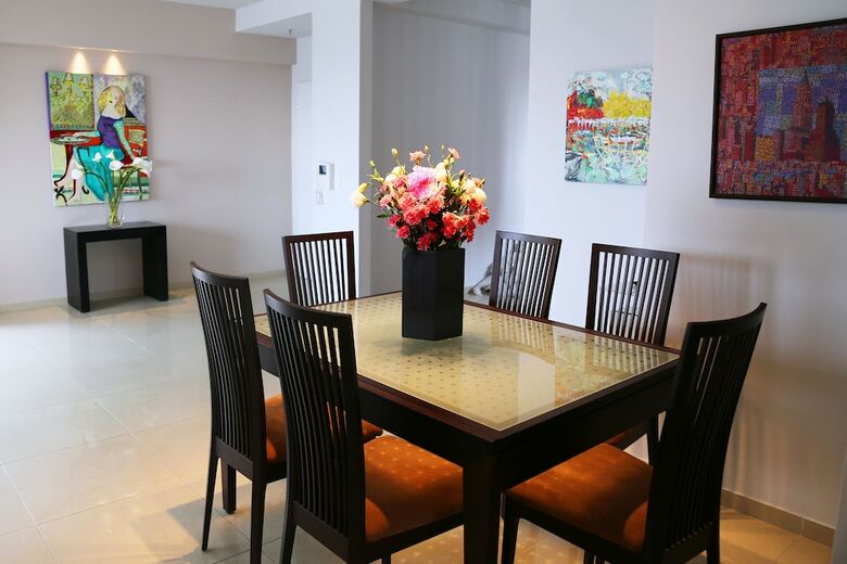 Apartamento Luxury With Stunning View And Parking