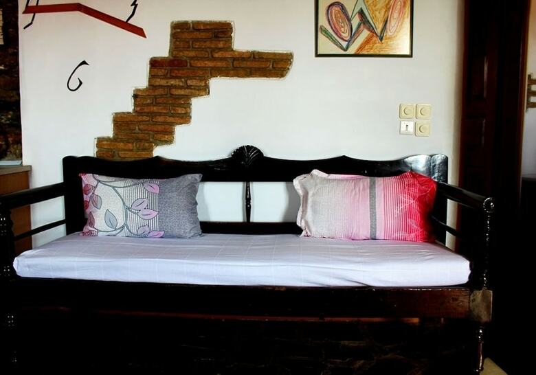 Apartamentos Villette Adonis