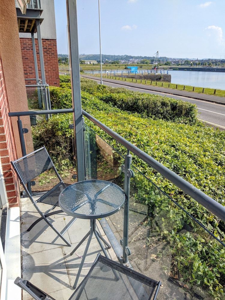 Stylish Coastal Apartments
