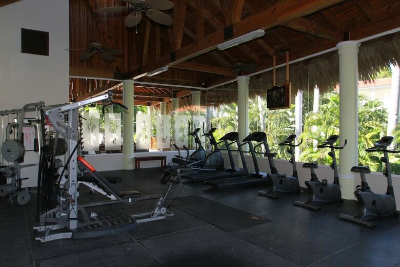 Hotel Crown Villas 5 Bdrm - All Inclusive