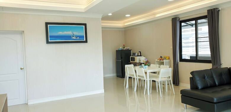 Villa Ban Sasithorn Huahin