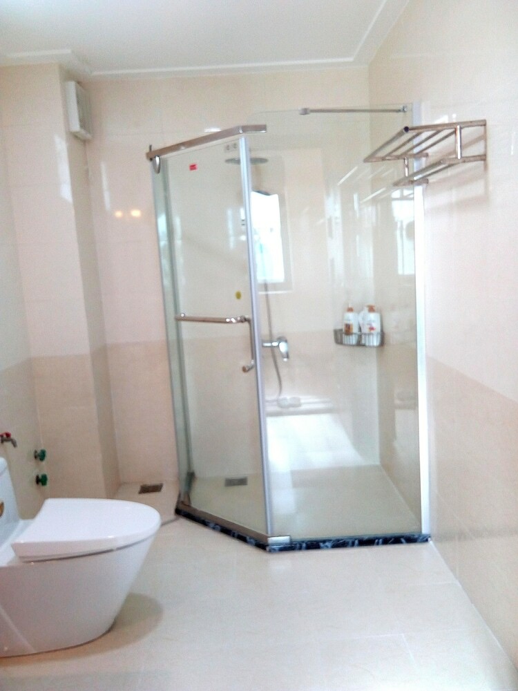 Hostal Zari House
