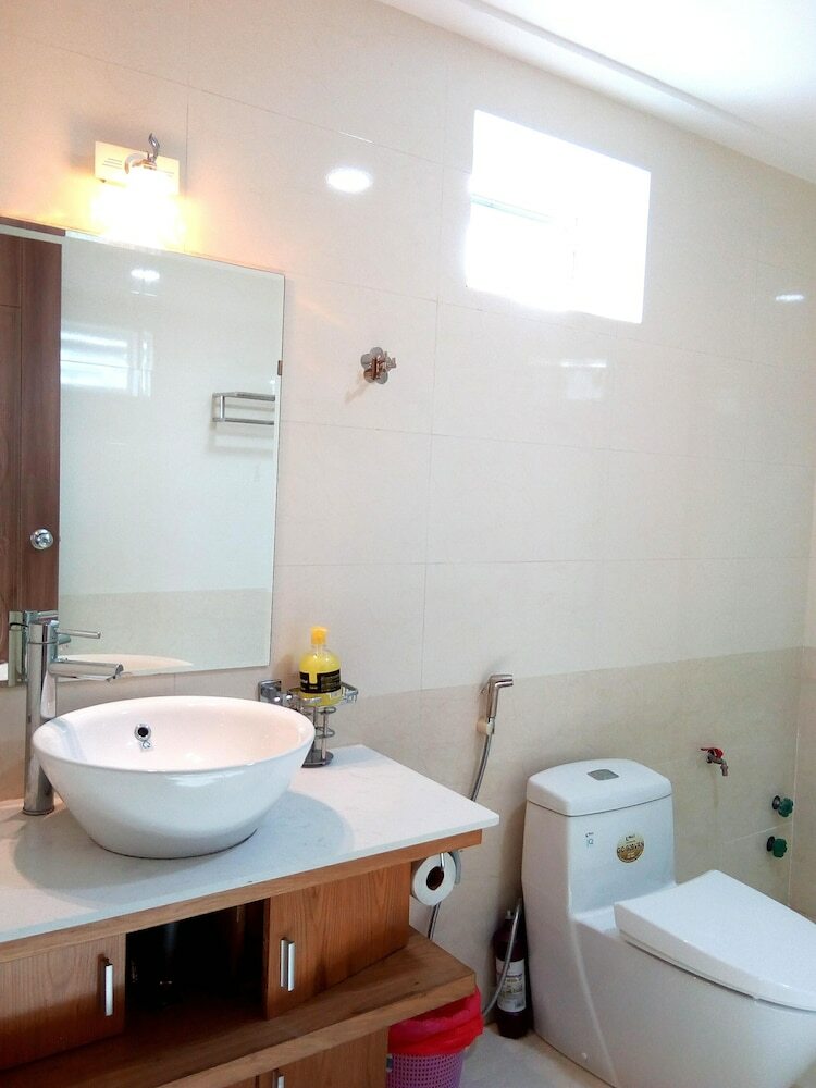 Hostal Zari House