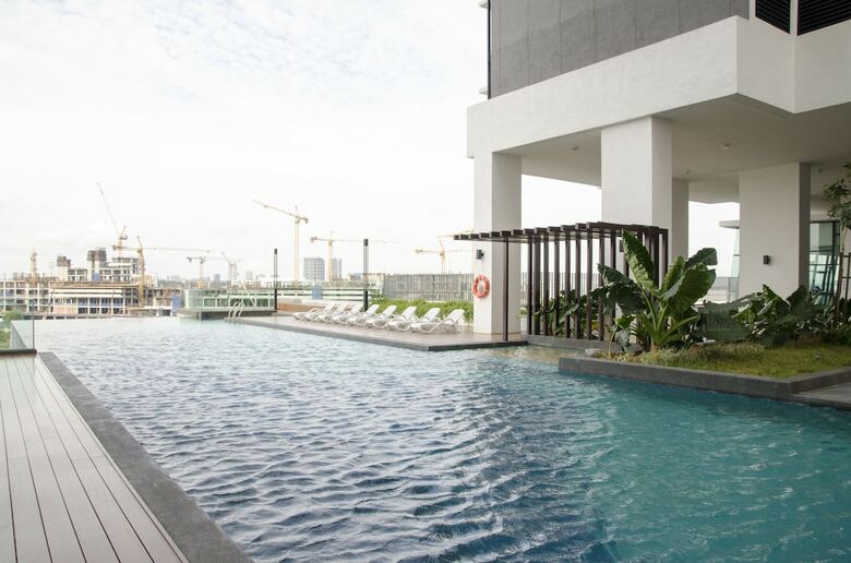 Apartamentos Holi Southkey Art Suite