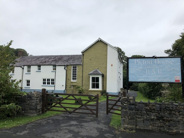Picton House Hotel
