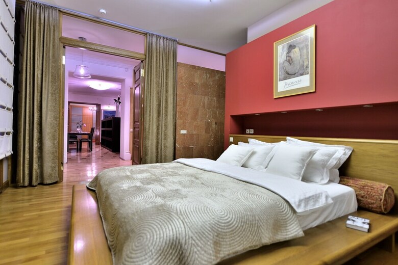 Belle Apartment On Italianskaya