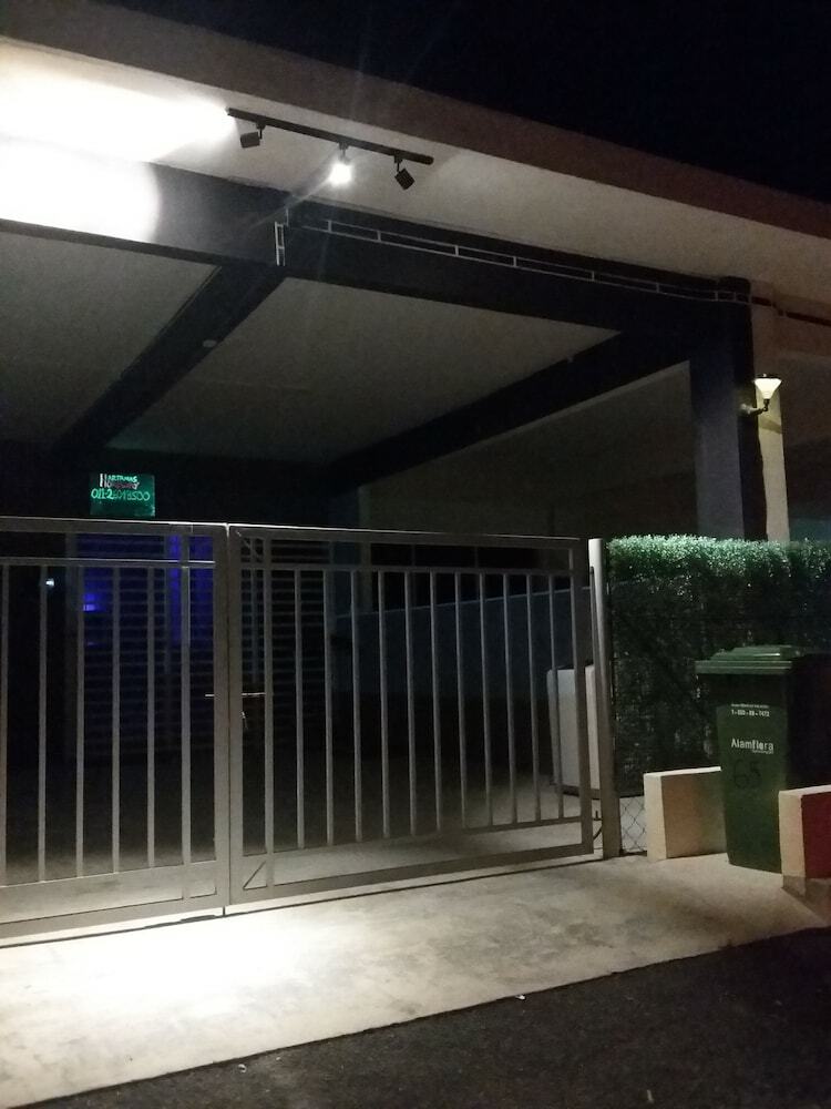 Hotel Hartamas Homestay