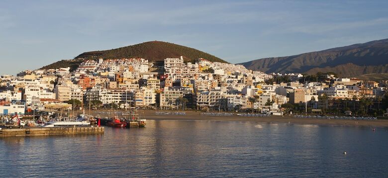 Apartamentos �tico Nirvana