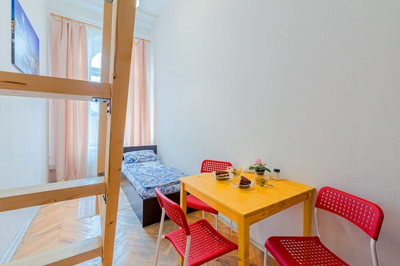 Apart Hotel 4friends