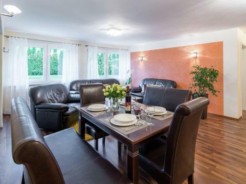 Gorgeous Apartment In Markdorf With Swimming Pool