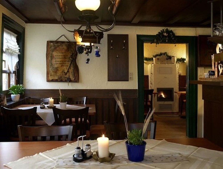 Hostal Hotel Adler