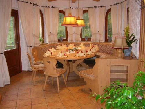 Hotel Und Restaurant K�hlerh�tte - F�rstenbrunn