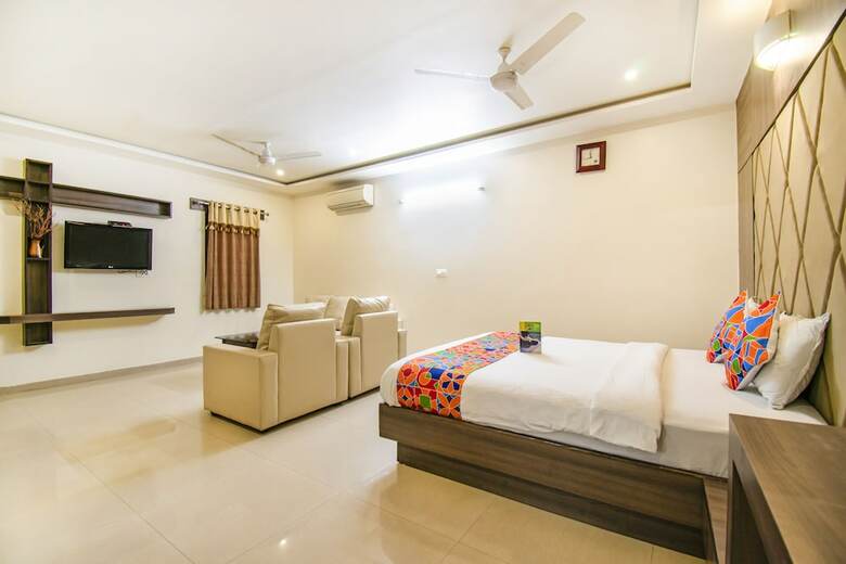 Fabhotel Kamran Palace Railway Station