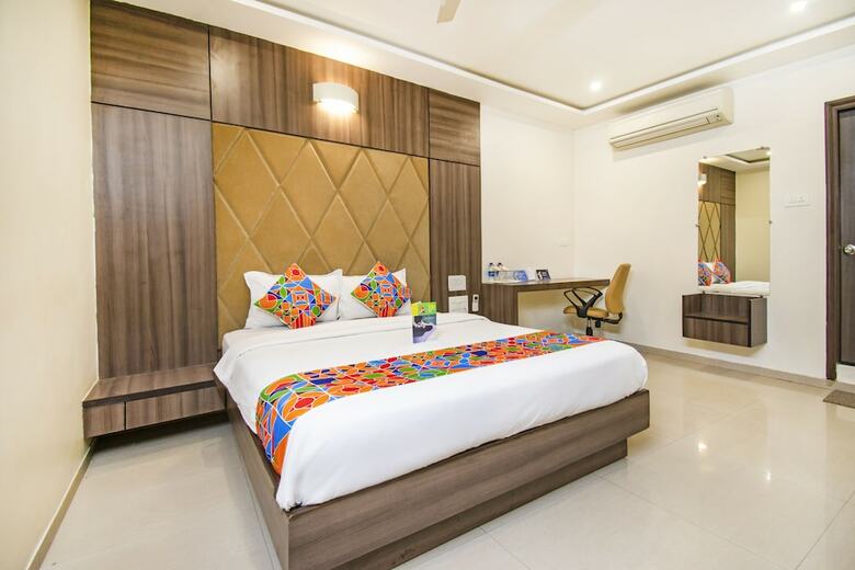 Fabhotel Kamran Palace Railway Station