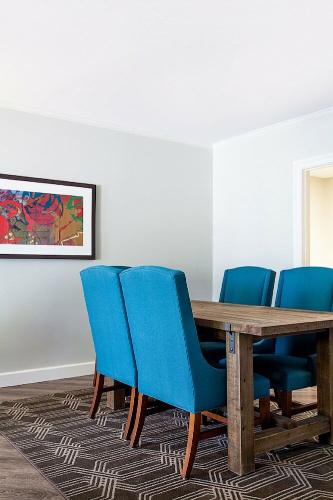 Hotel Indigo Atlanta - Vinings