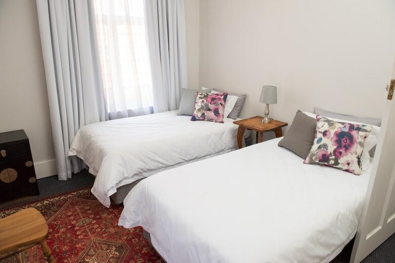 Apartamentos Harcourt Lodge
