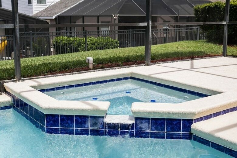 7br Pool Home Emerald Island By Shv-8409