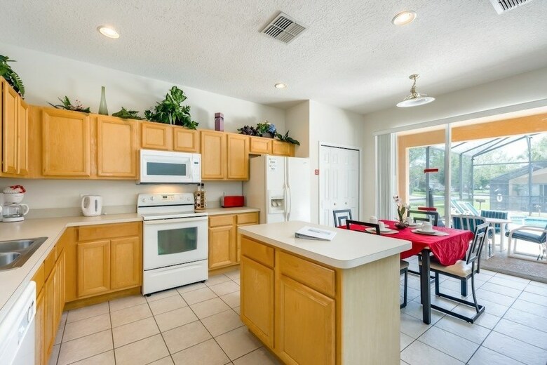 7br Pool Home Emerald Island By Shv-8409