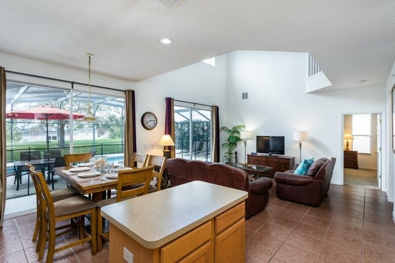 7br Pool Home Emerald Island By Shv-8409
