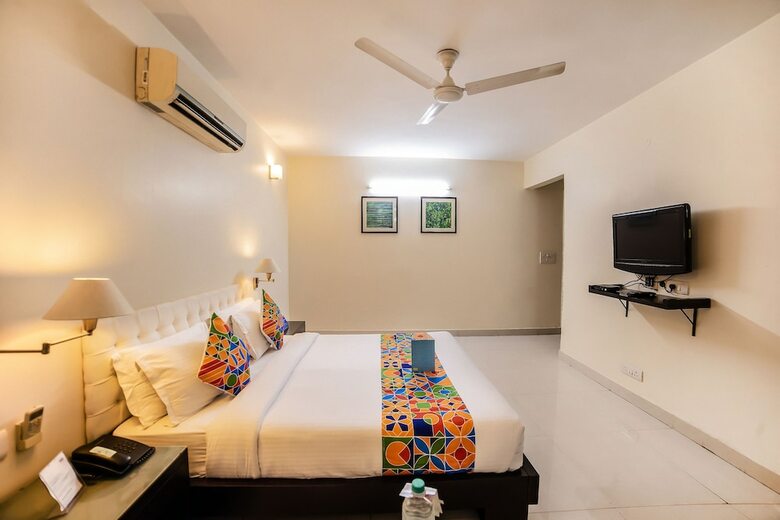 Fabhotel Anutham Saket