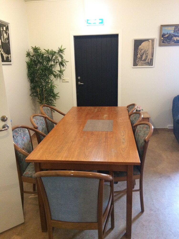 Hotel N�nsteinn Guesthouse