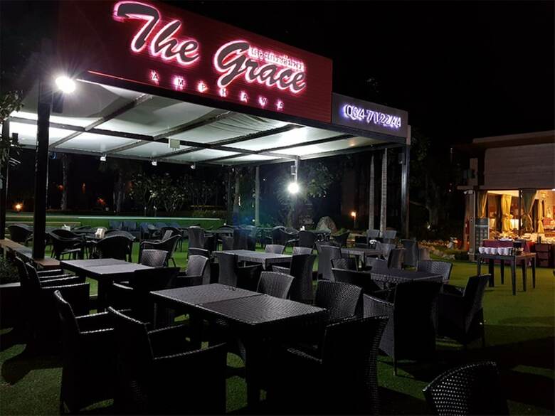 Hotel The Grace Amphawa Resort
