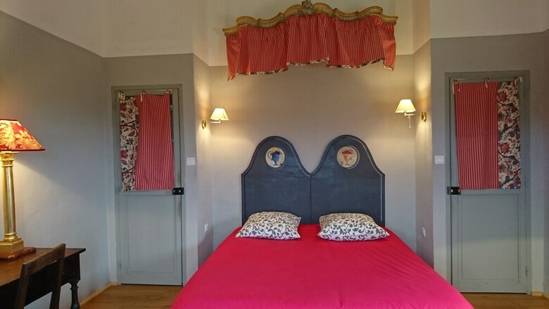 La Bastide Des Magnans B&b, Lacoste