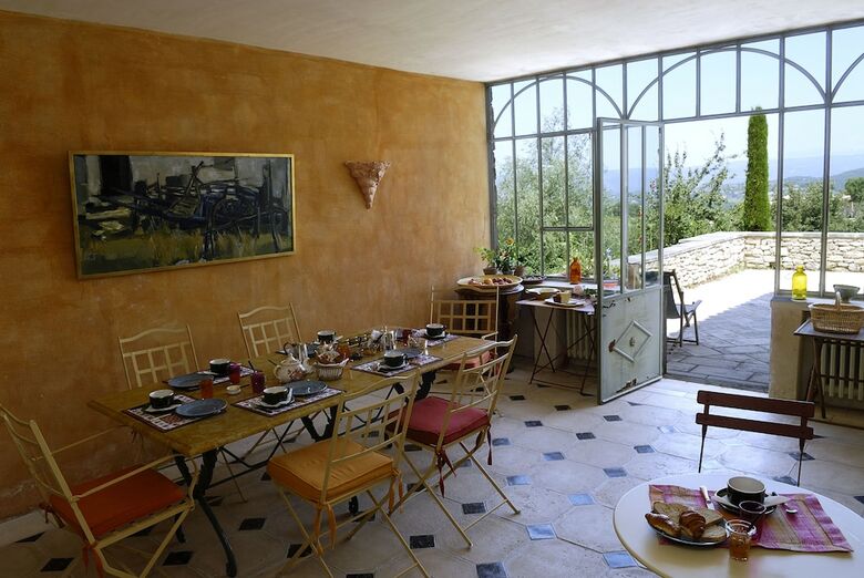 La Bastide Des Magnans B&b, Lacoste