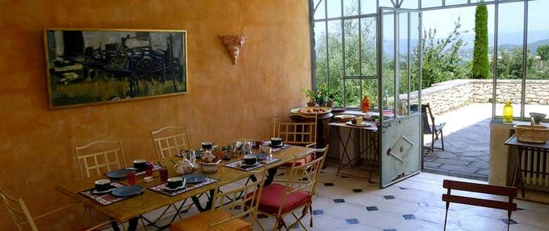 La Bastide Des Magnans B&b, Lacoste