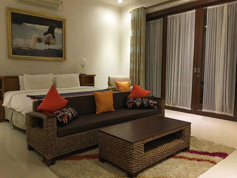 Bed & Breakfast Indigo Dream Villa